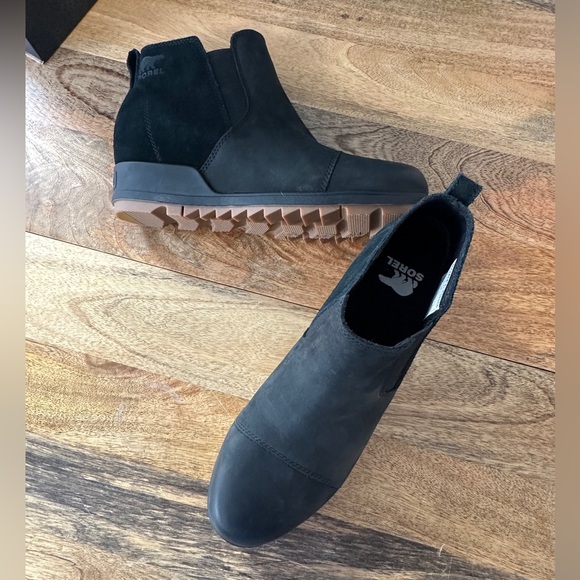 Sorel suede ankle boots 8.5, NWB, waterproof materials, winter boots, Wedge heel - Picture 7 of 9